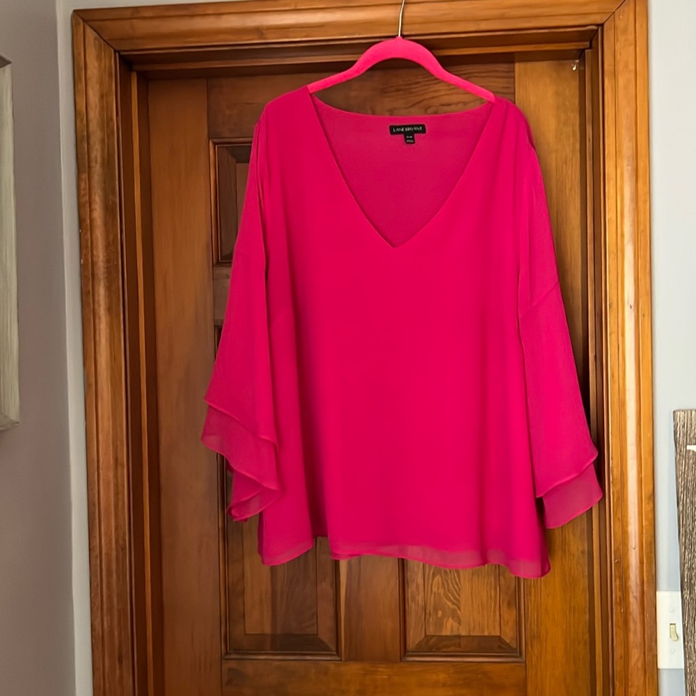 Absolutely, gorgeous, bright pink flutter sleeve top